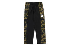 Load image into Gallery viewer, RELAXED FIT TRACK PANTS